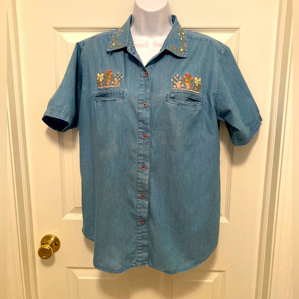 Northern Reflections Vintage Floral Embroidered Top Excellent Condition Size M/M